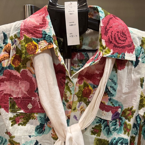 Chaudry Floral Women's Blouse with Scarf Accent - Picture 2 of 16
